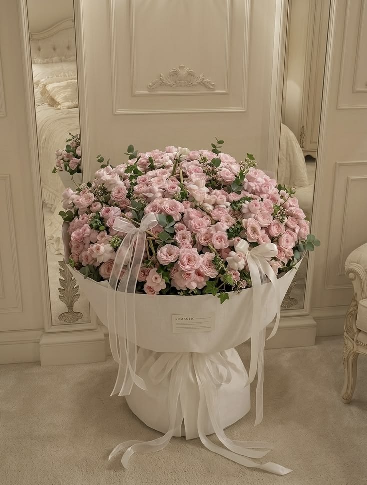 Rose Élégance — Graceful Pink Luxury Bouquet