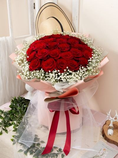 Sultan's Rose — Royal Red Luxury Bouquet