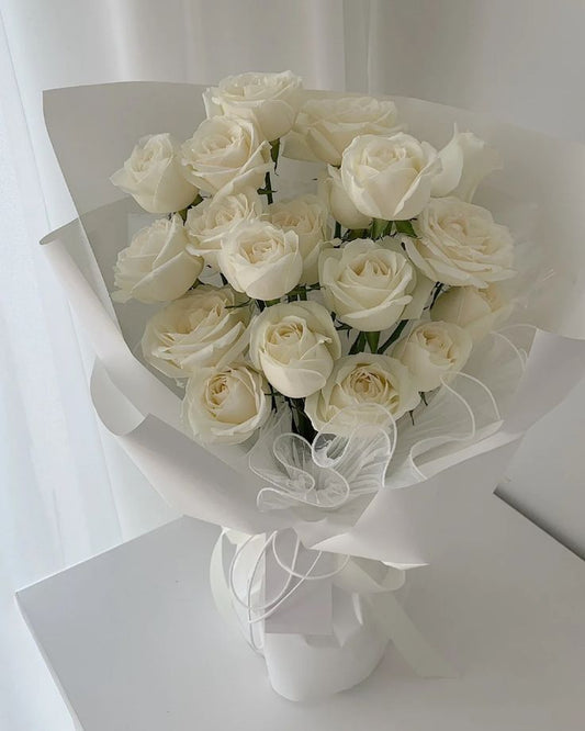 Ivory Majesty – White Rose Bouquet