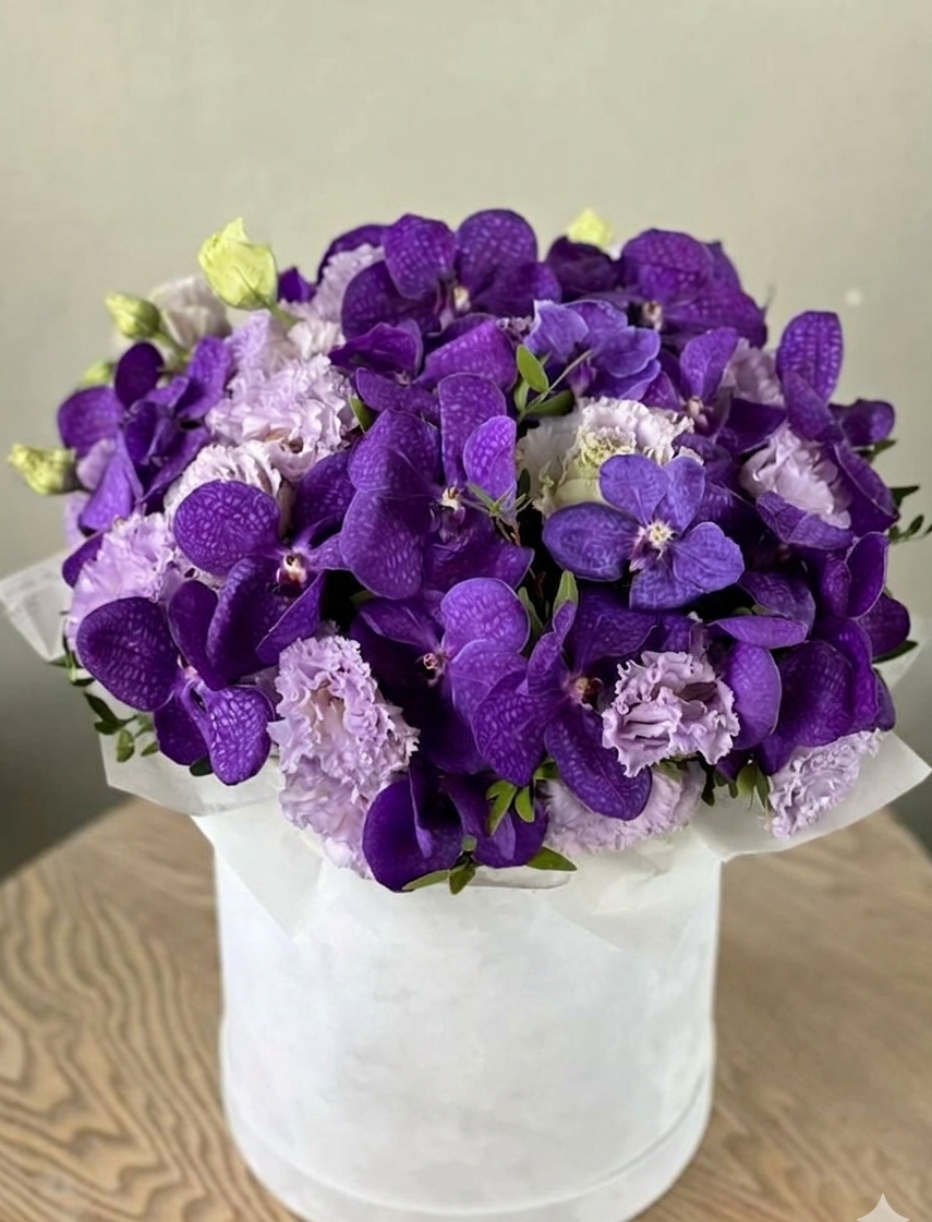 Amethyst Aura — Rich Purple Luxury Flower Box