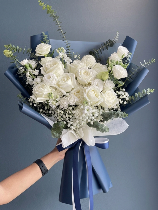 Diamond Bloom — Exclusive White Flower