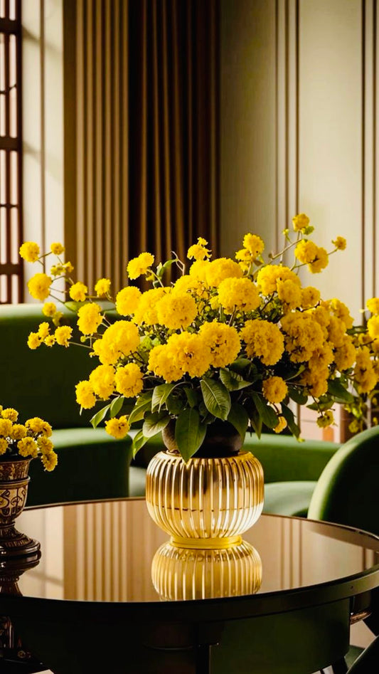 Golden Dynasty — Grand Yellow Luxury Floral